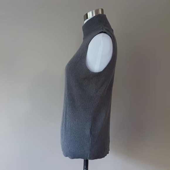 Gray Large Dana Buchman Sleeveless Mockneck - Picture 6 of 8